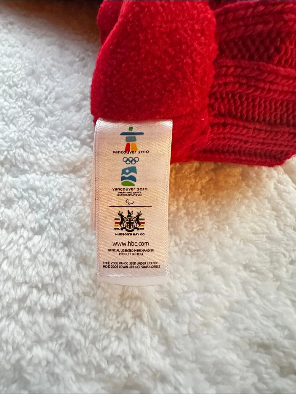 🏅 Vancouver 2010 Winter Olympics Red Mittens — NWT | Adult S/M